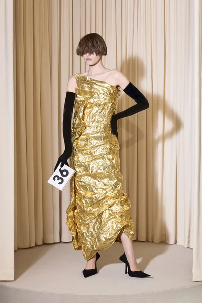 Look 36